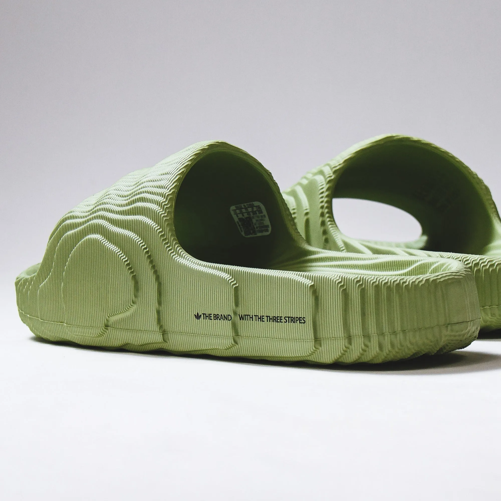 Adidas Originals Men Adilette 22 Slides Core Magic Lime GX6946
