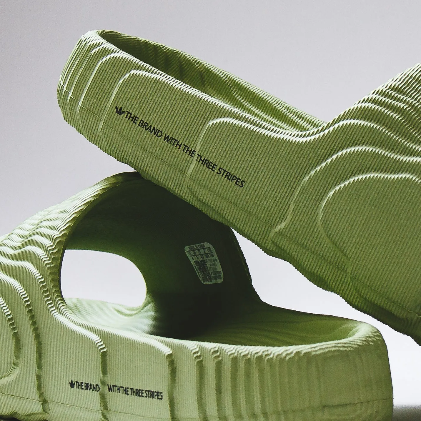 Adidas Originals Men Adilette 22 Slides Core Magic Lime GX6946