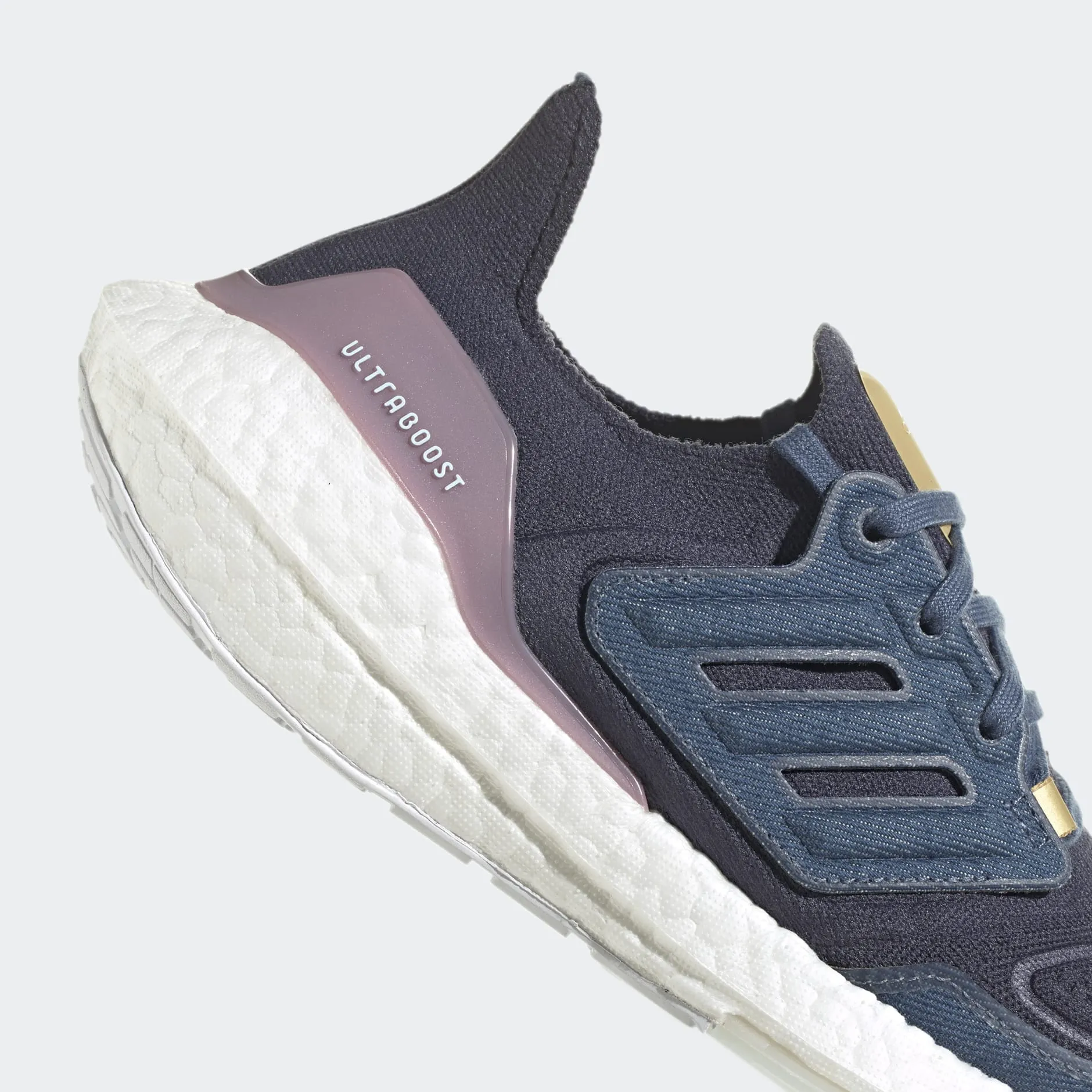 Adidas Ultraboost 22 Women's Shoes - Shadow Navy/wonder steel