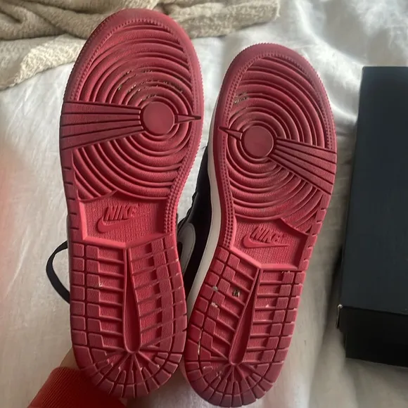 Air jordan 1 low size 5.5 excellent condition