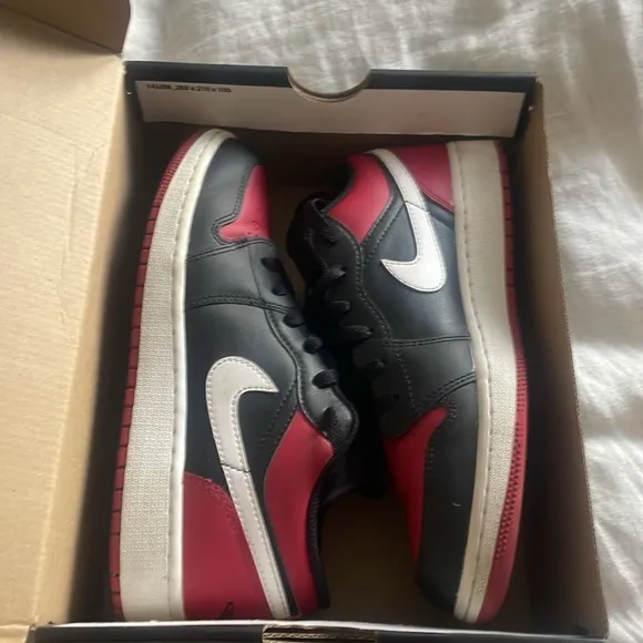 Air jordan 1 low size 5.5 excellent condition