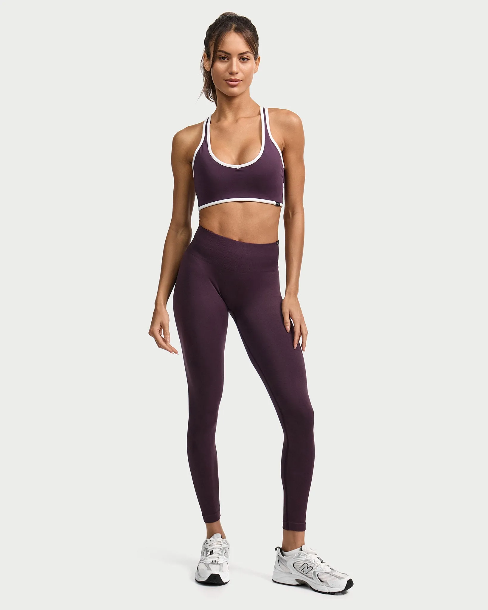 Appearance Outlined Nylon Bra (Outlet)