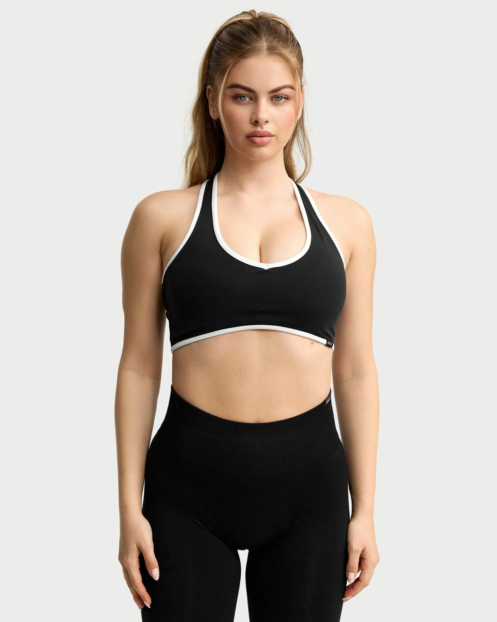 Appearance Outlined Nylon Bra (Outlet)