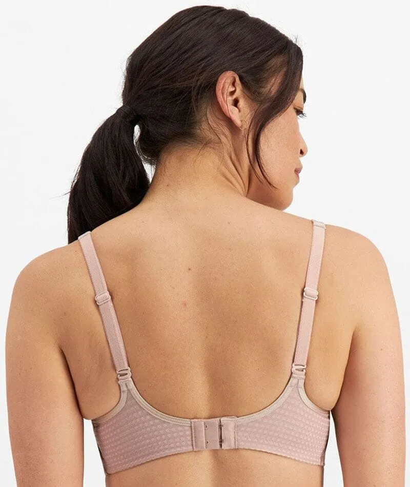 Berlei Electrify Underwire Sports Bra - Soft Powder