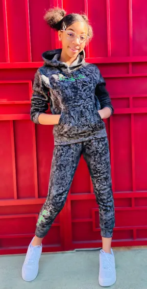 Fallon Aurielle Kids & Unisex Adults Signature Envy Jogging Set