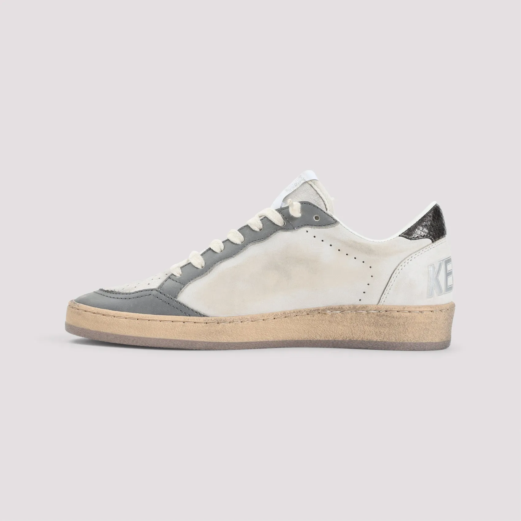 GOLDEN GOOSE Stylish Women's Ballstar Sneakers