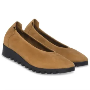 Lomiss - Camel