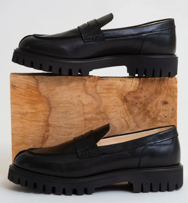 Naples Loafer In Black