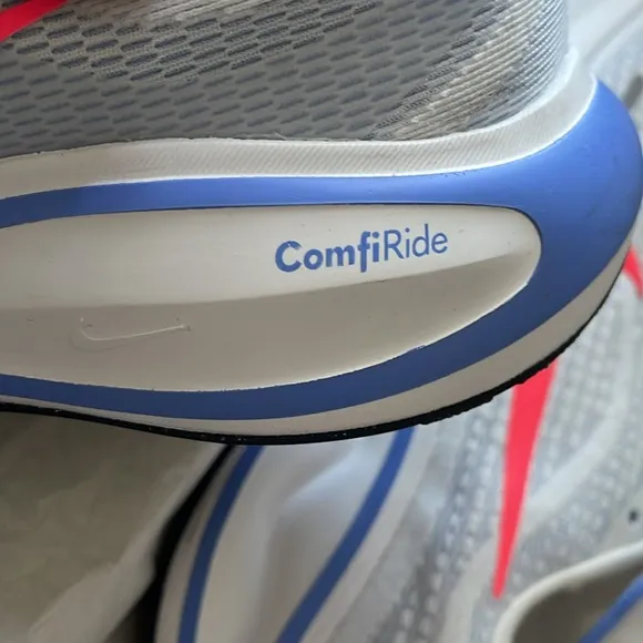 Nike .. ConfiRide 👟 Shoe‼️‼️