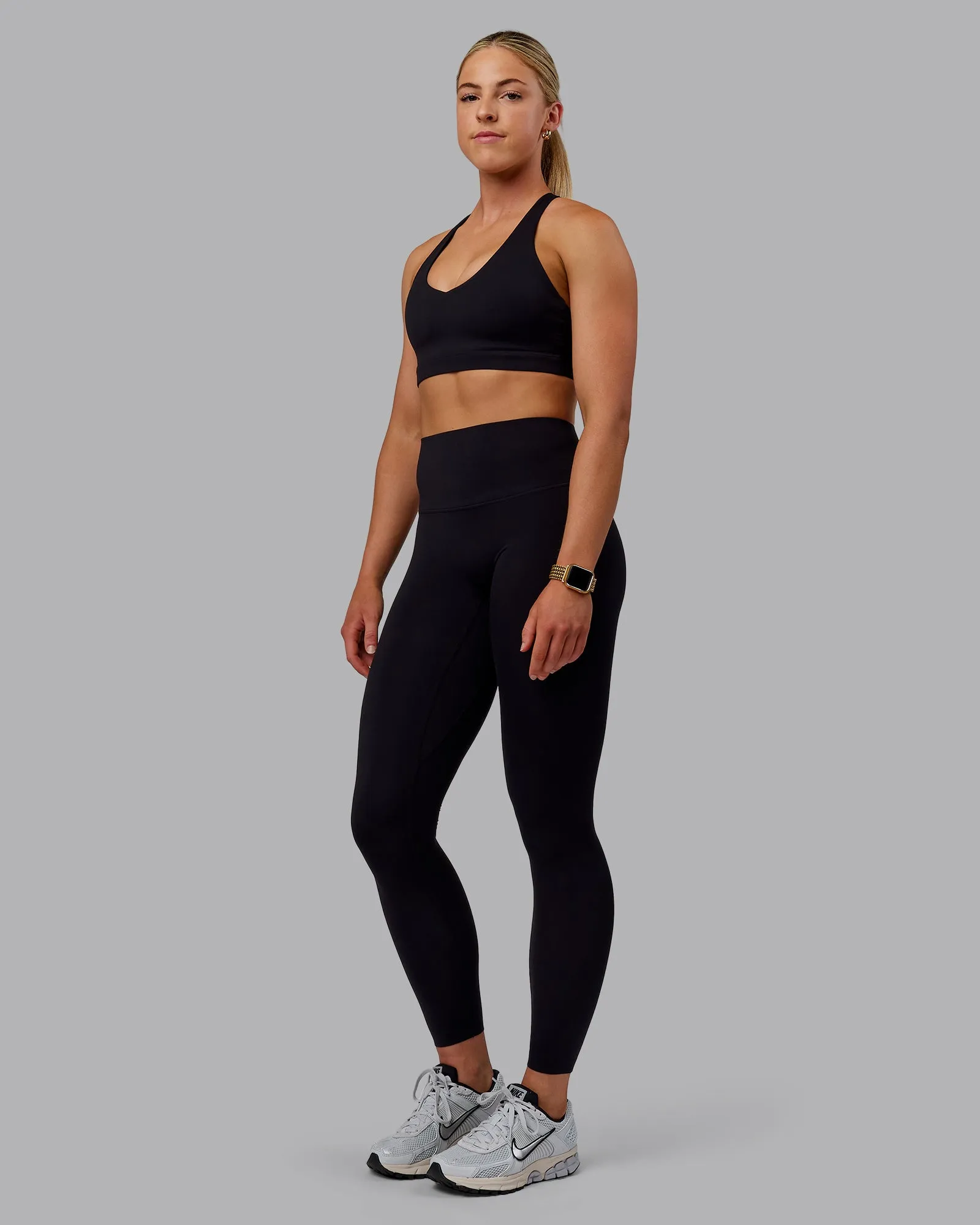 Nirvana Sports Bra - Black
