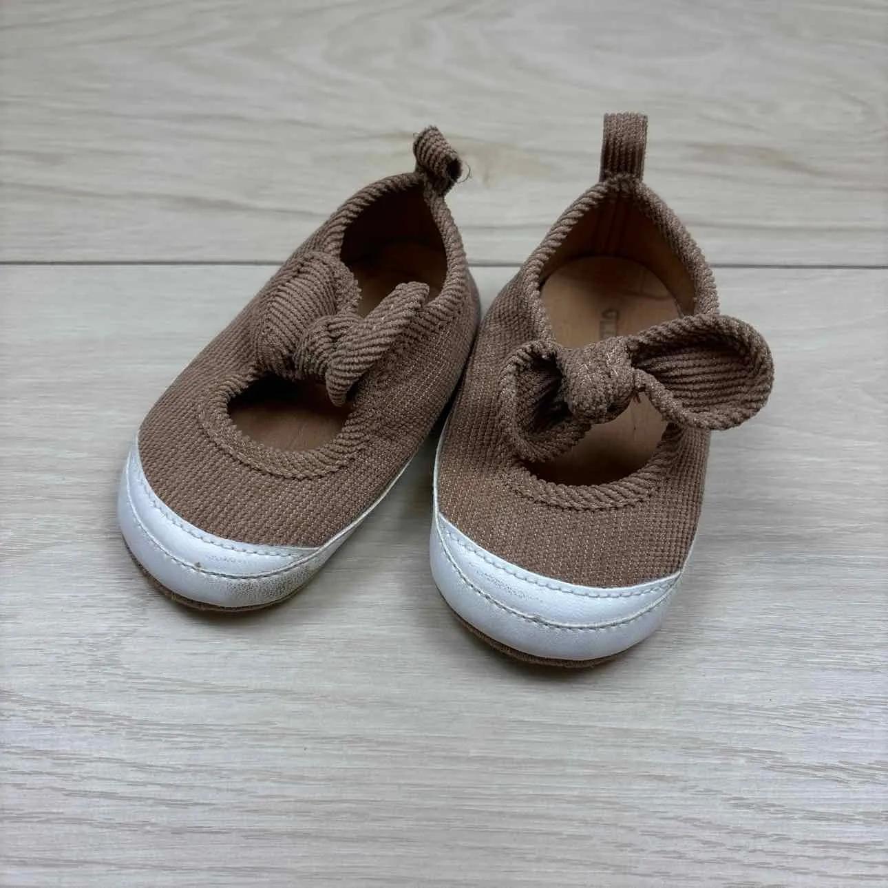Old Navy FOOTWEAR