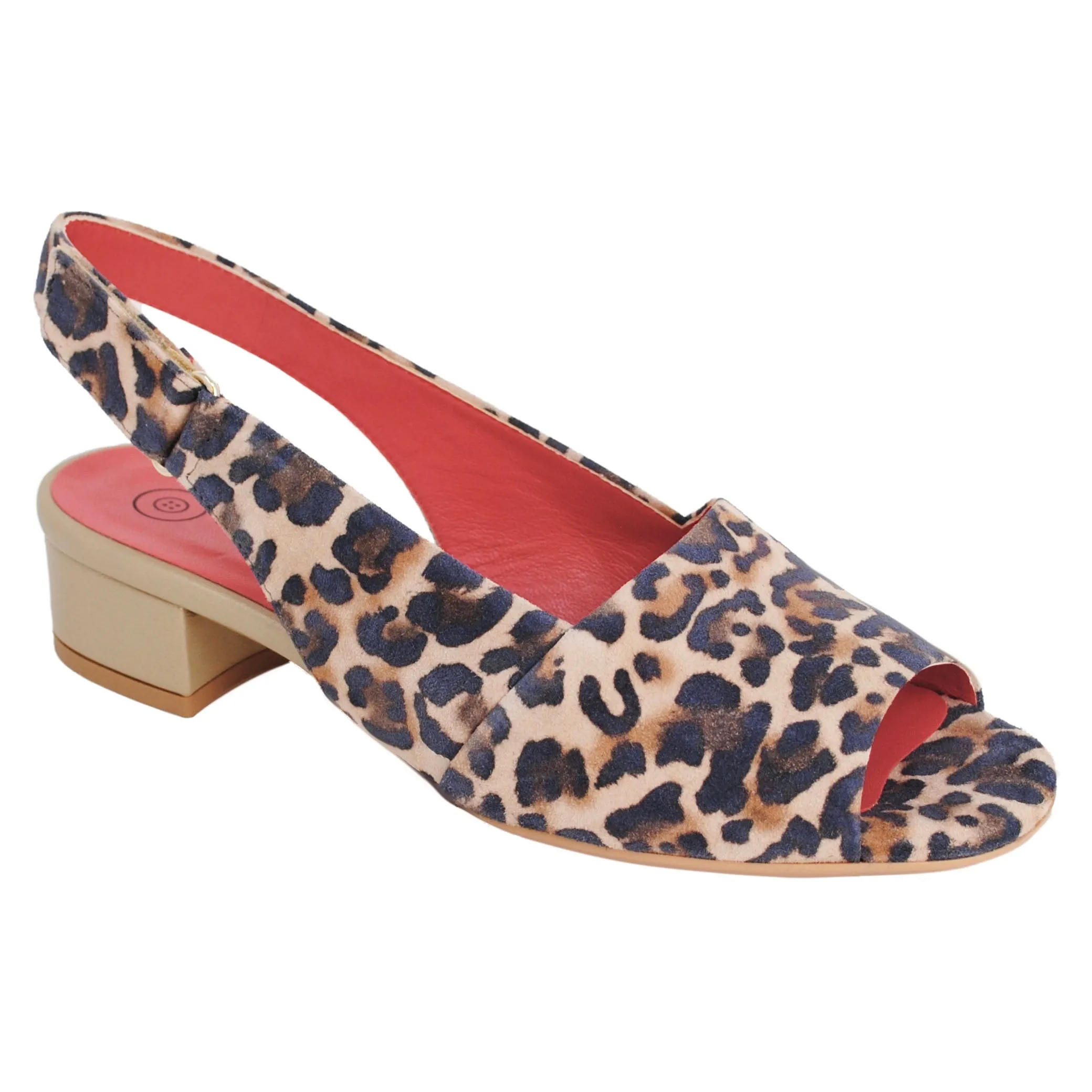 P3300 - Camel Leo