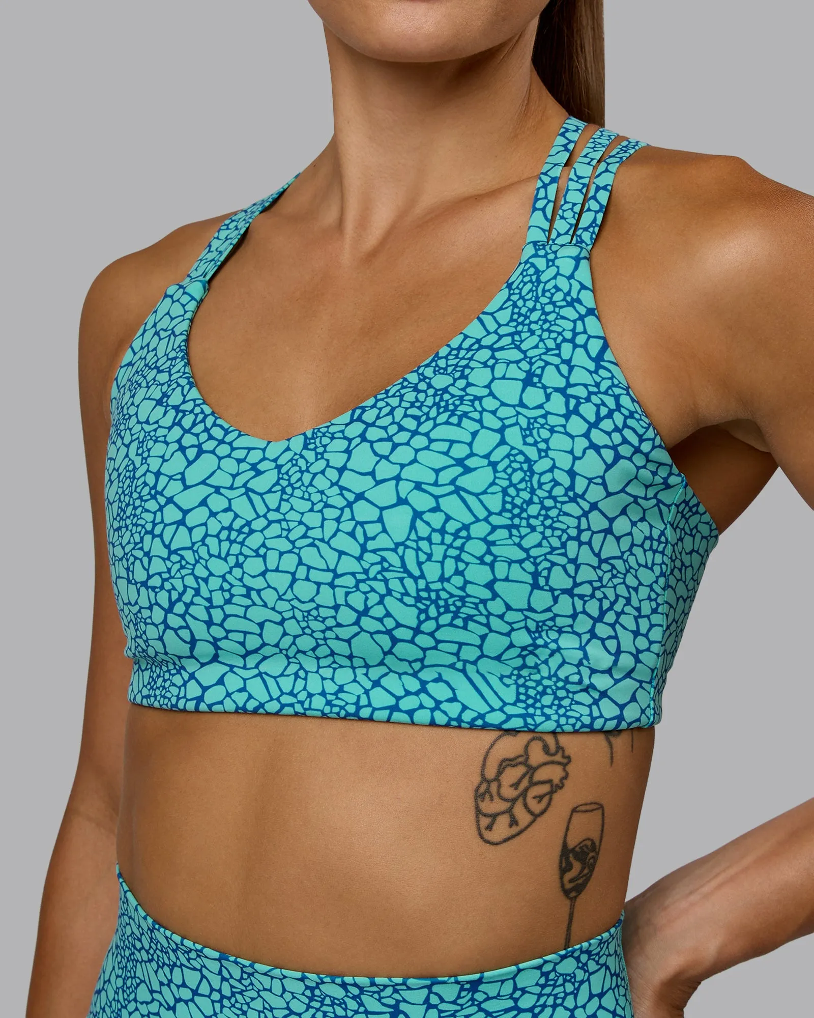 Push The Limit Sports Bra - Aquatic Awe Vitality Print