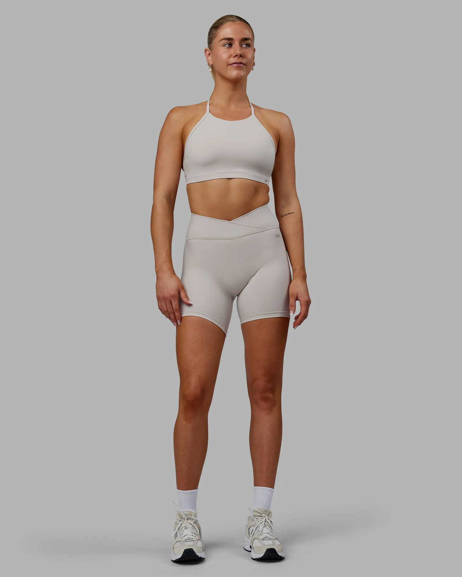 Sara Ares High Neck Sports Bra - Shale Beige