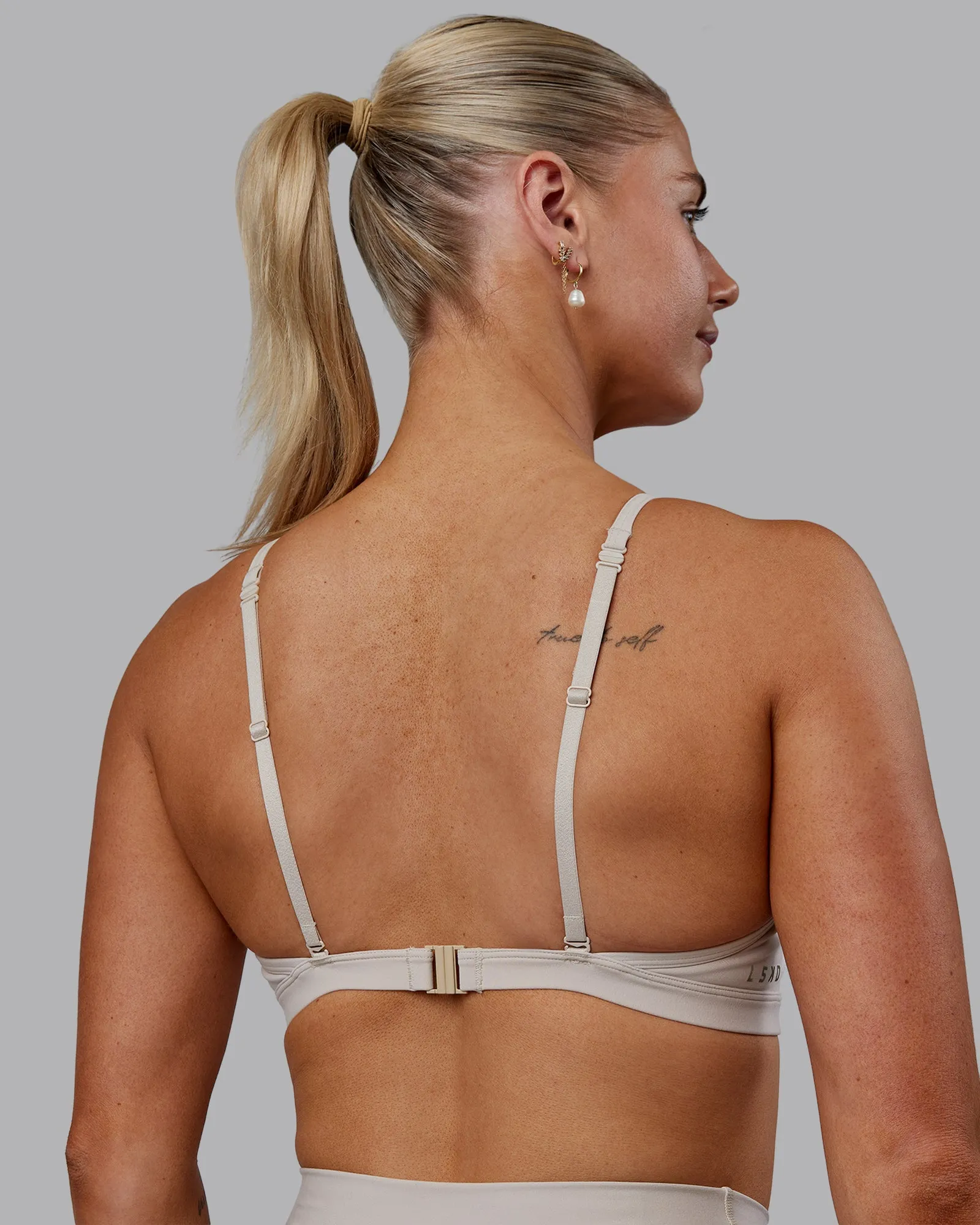Sara Ares High Neck Sports Bra - Shale Beige