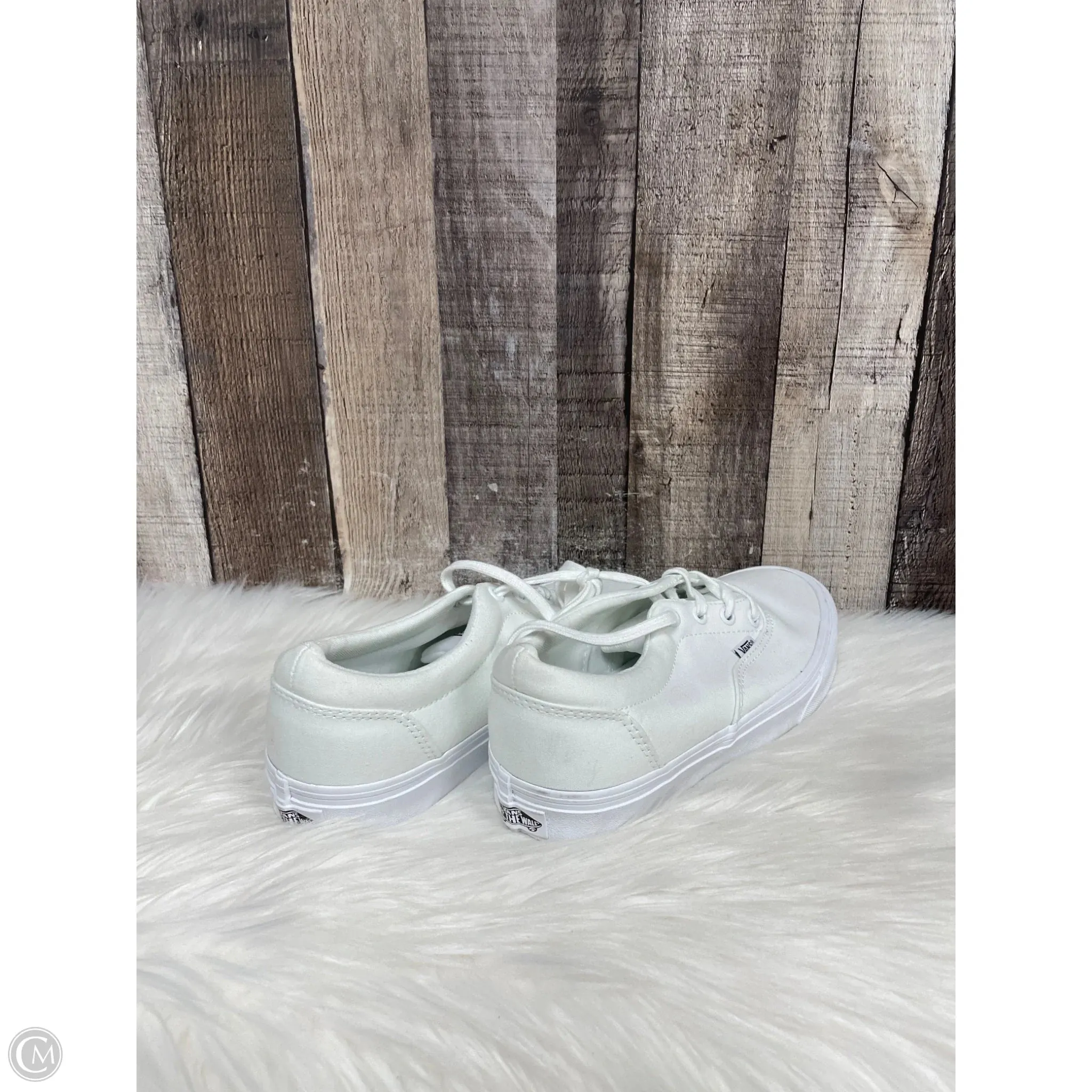 Shoes Sneakers By Vans In White, Size: 8