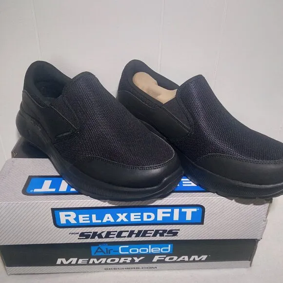 Skechers Men's 11.5 Equalizer 5.0 Persistable Men's Black Extra Wide Sneakers