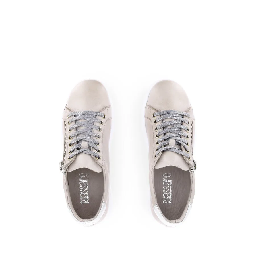 TATTER FRESH - TAUPE/SILVER LEATHER