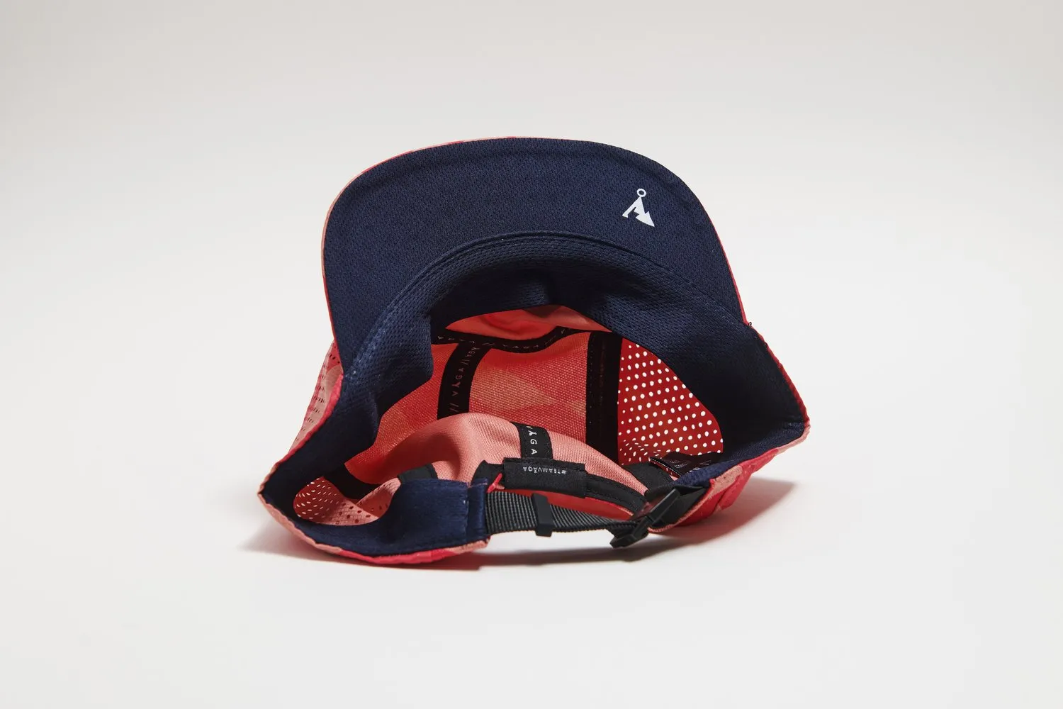 VAGA - Feather Racing Cap