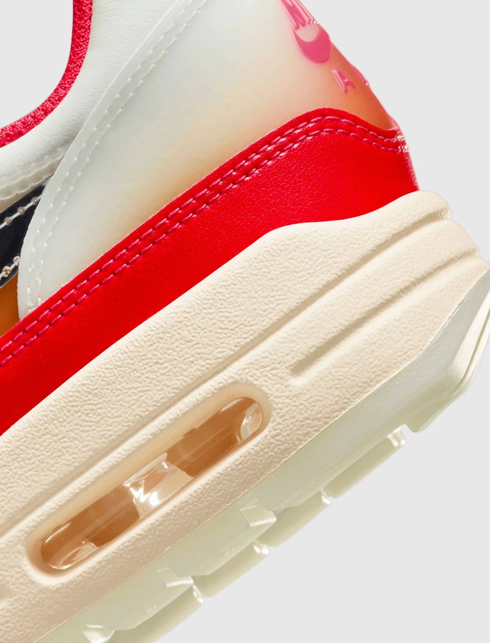 WOMEN'S AIR MAX 1 '87 "SOFT VINYL"