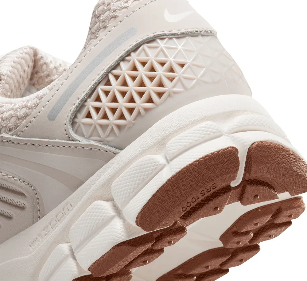 Women's Nike Zoom Vomero 5