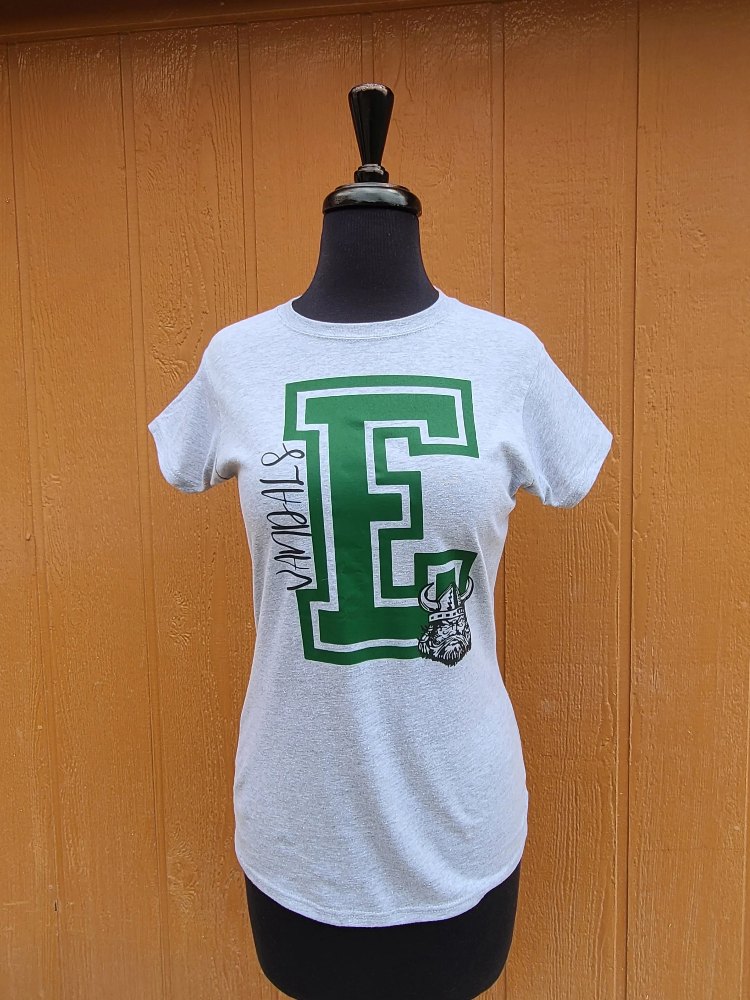 Womens "E" Vandals T-shirt