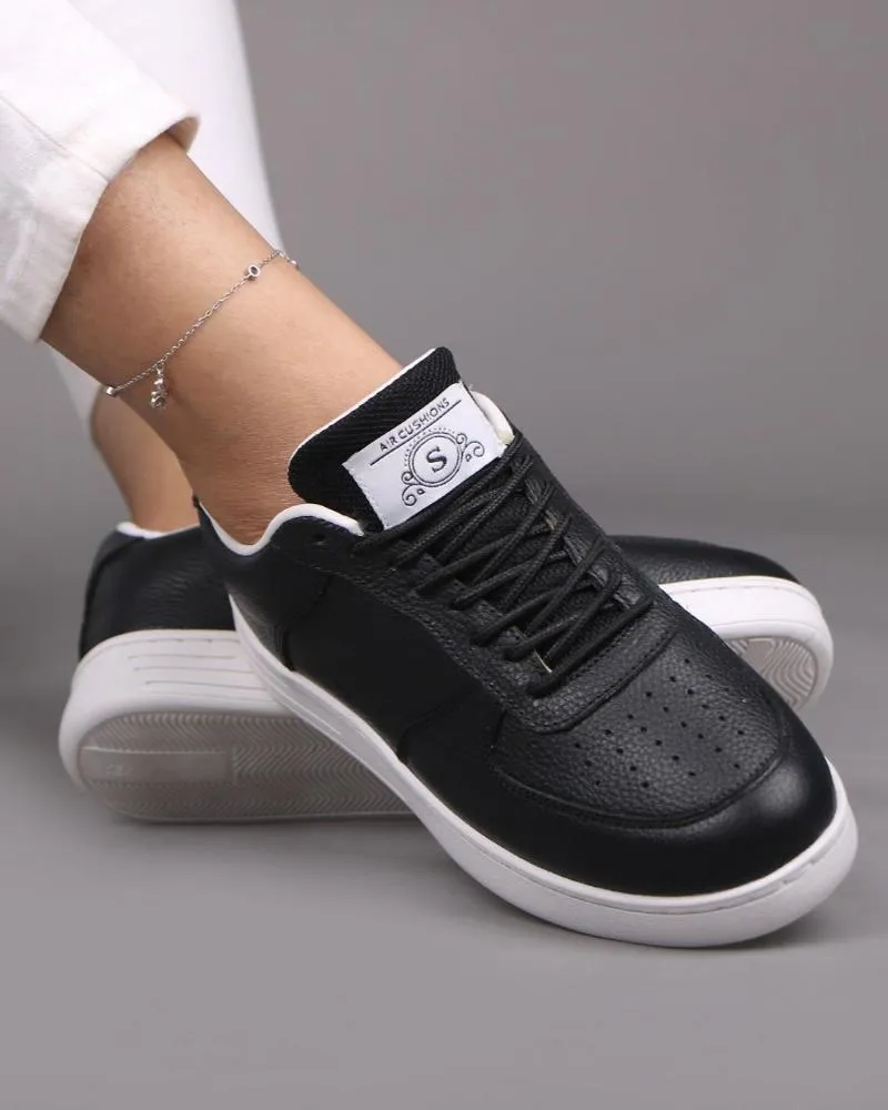Women's Sneakers - 2099